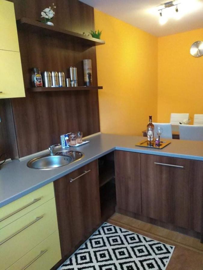 Apartman Naomi E12 Nova Lesna Ngoại thất bức ảnh